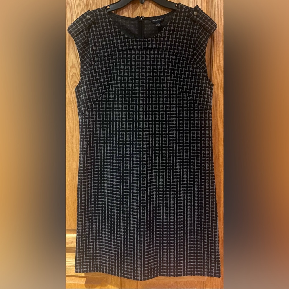 Banana Republic Factory Black & Grey Geometric Print Knit Shift‎ Dress Size 12